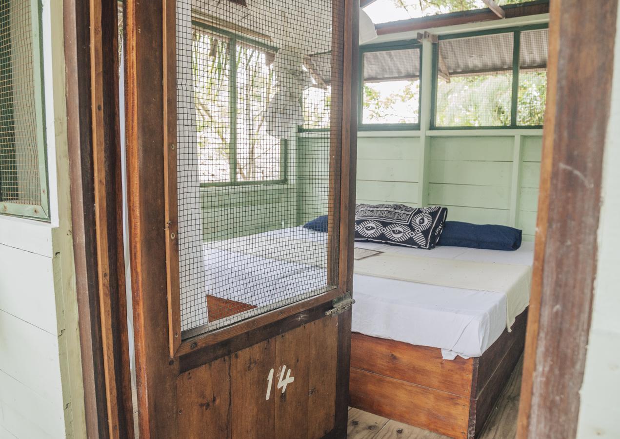 Mikadi Beach Camp&Backpackers Hostel Dar es Salaam Bagian luar foto